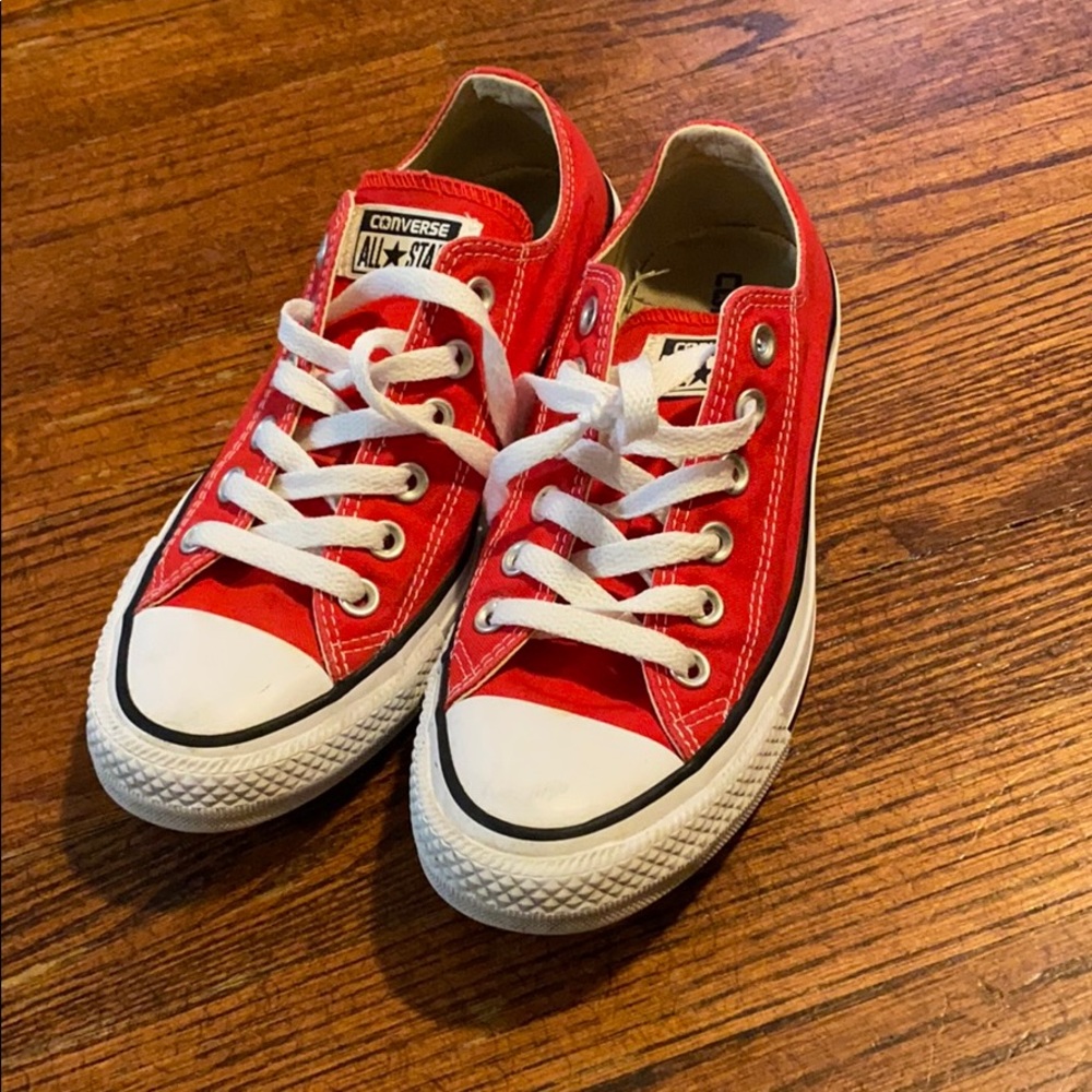 Red converse